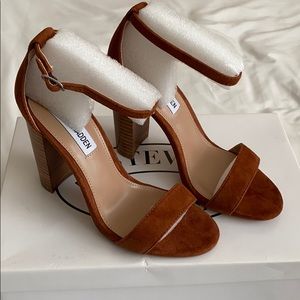 Brand new Steve Madden Carrson Chestnut SuedeHeels